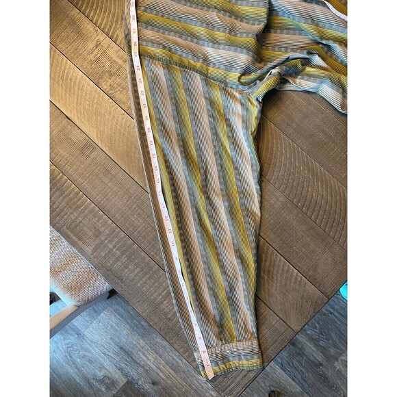 The North Face button up long sleeve shirt - Picture 7 of 7